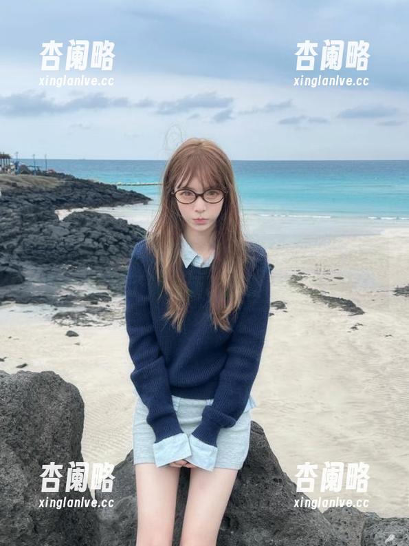 轻松娱乐：“155hl.fun”网页带你了解最新吃瓜新闻动态