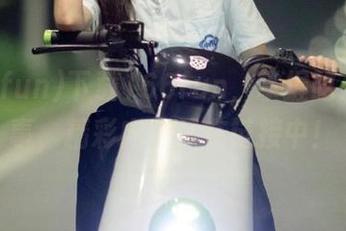 下载166fun，掌握吃瓜新鲜事，精彩内容尽在链接中！