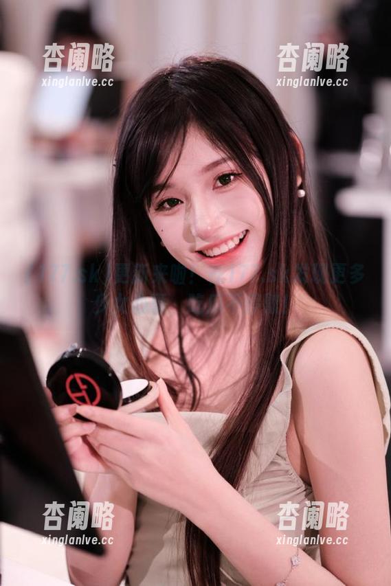更新来啦！在177.sk发现更多少女心事，吃瓜不停歇！