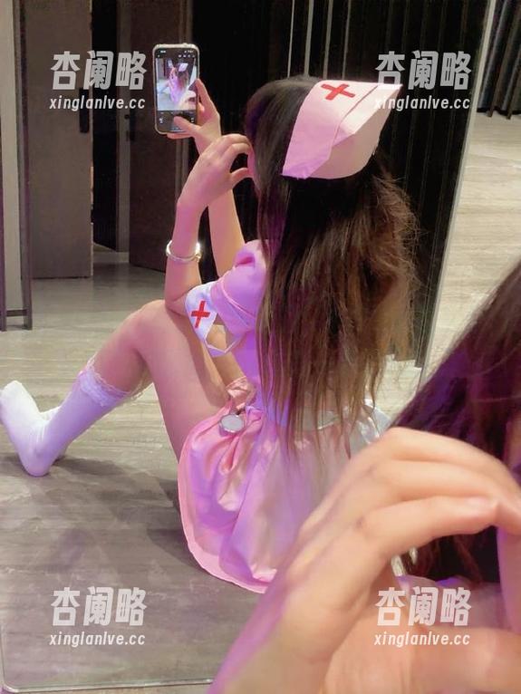 追踪热议话题，177.sk带你直击吃瓜现场，获取第一手消息！