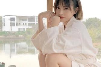 来“www.17”这个吃瓜APP，查看精彩链接，获取娱乐圈的最新动态！