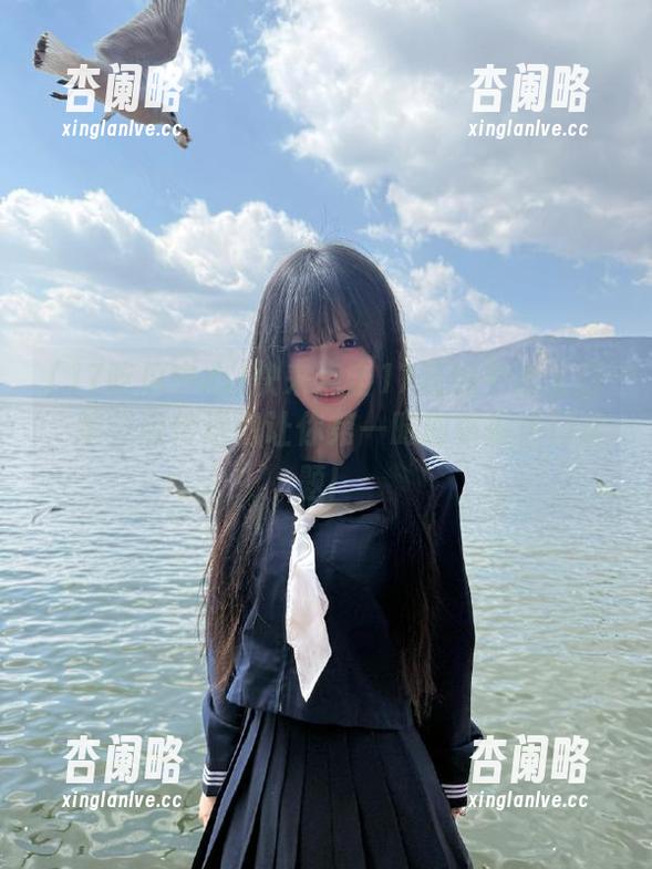 17吃瓜中心 快来点击17吃瓜中心入口,苹果版传送门让你第一时间掌握热门话题!
