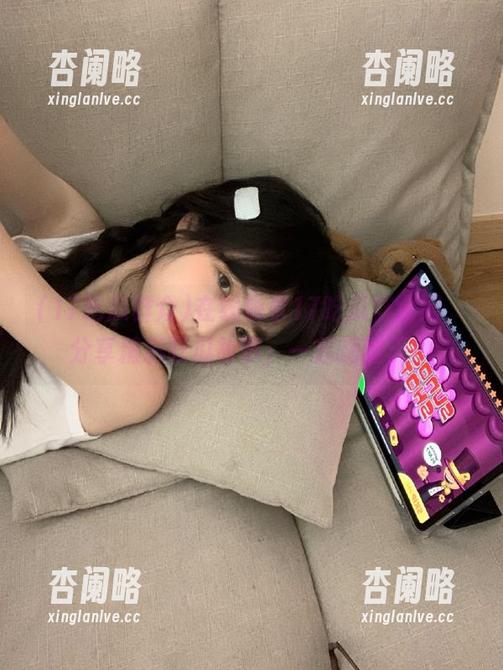 在线畅享17吃瓜群众网，分享精彩吃瓜故事，一起嗨翻天！