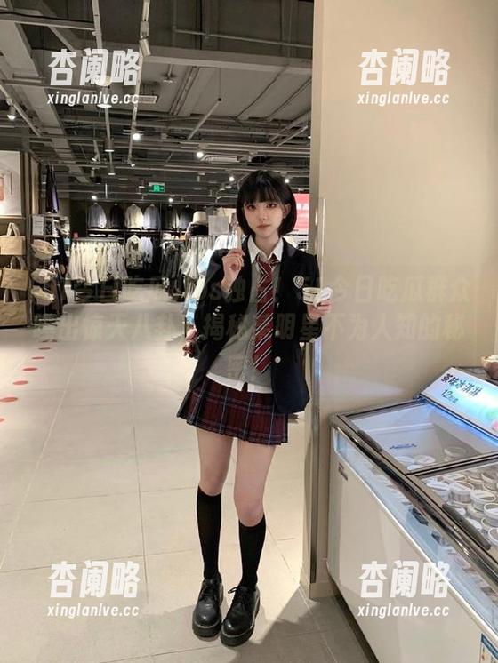 ios独占！51今日吃瓜群众曝出惊天八卦，揭秘某明星不为人知的秘密！