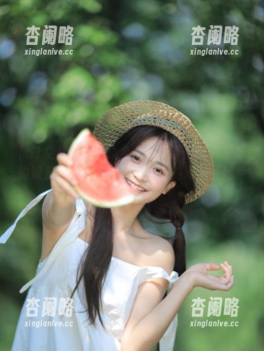 51免费吃瓜带你探索最新的娱乐动态，立即访问我们的地址开始免费吃瓜之旅！