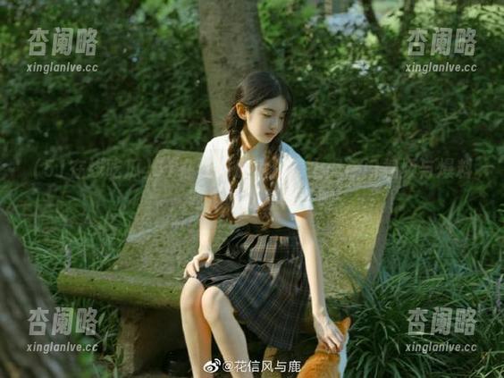 51在线吃瓜为你奉上：热门视频与爆料，吃瓜从此不再无聊