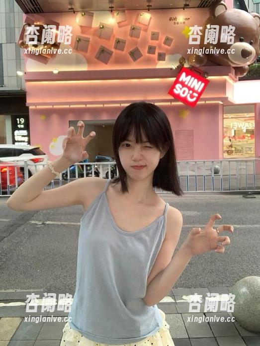 下载66吃瓜网，成为吃瓜达人，及时获取最热八卦新闻！