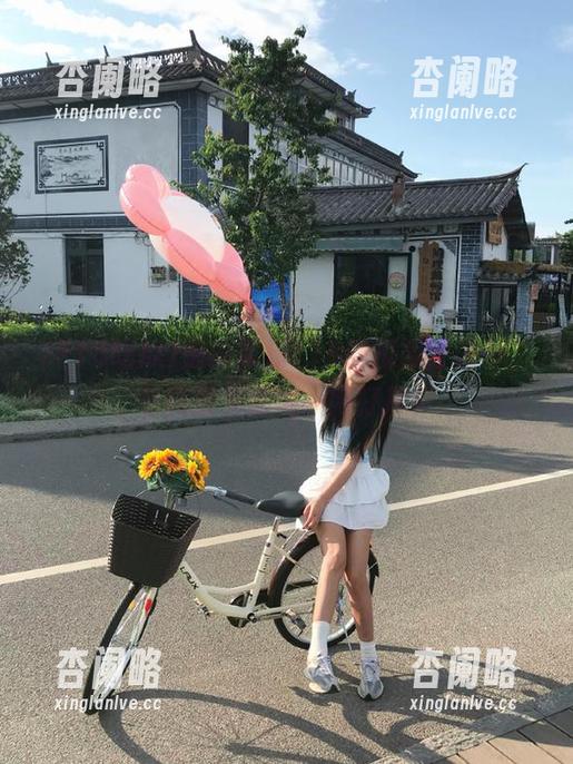 最新娱乐718吃瓜网红发布，各路明星绯闻一网打尽！