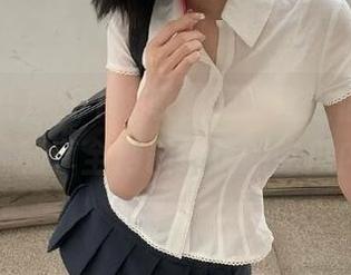 “91吃瓜视频”直达你的视觉盛宴，畅享全网最好玩的吃瓜内容！