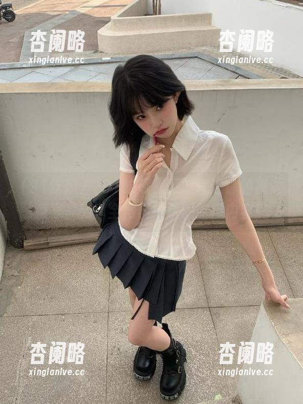 “91吃瓜视频”直达你的视觉盛宴，畅享全网最好玩的吃瓜内容！