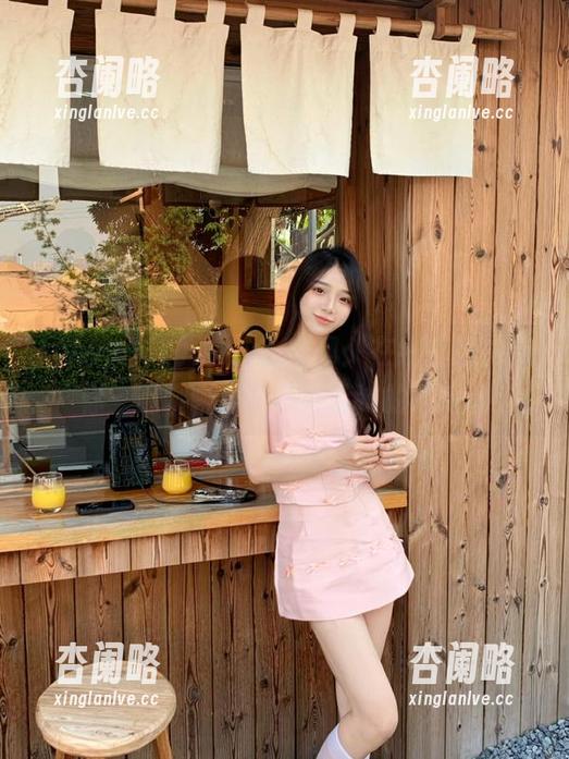 www.17网：在线直达，带你一起聊聊那些不容错过的吃瓜事
