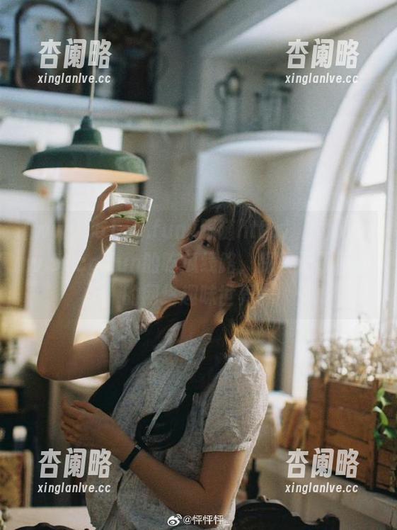 跟随http冫丿丿www.51cg.fun的吃瓜线路，探索无限可能的网络趣味世界。