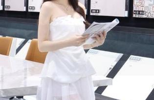 五一吃瓜分享今日吃瓜娜娜，带你领略最流行的瓜果美食新风尚！