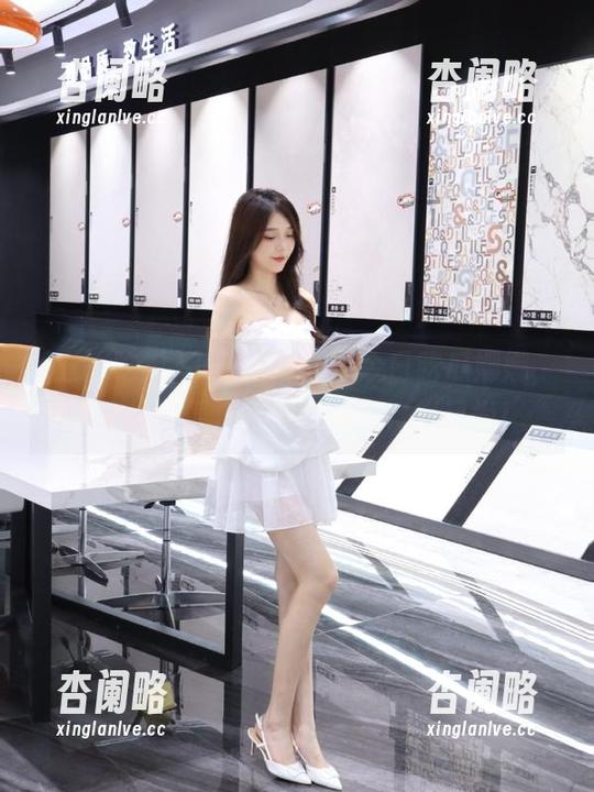 五一吃瓜分享今日吃瓜娜娜，带你领略最流行的瓜果美食新风尚！