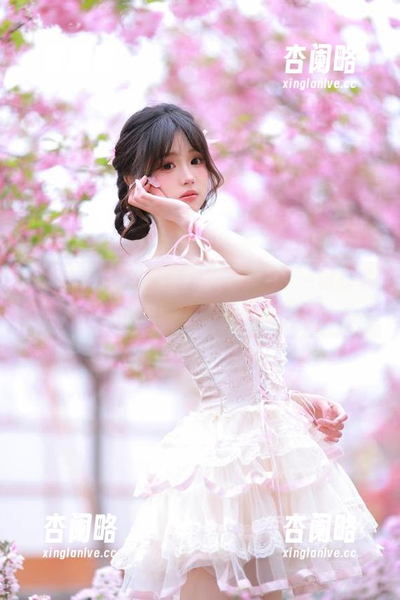 吃瓜718最新更新：一键获取最热吃瓜资讯，精彩不容错过！