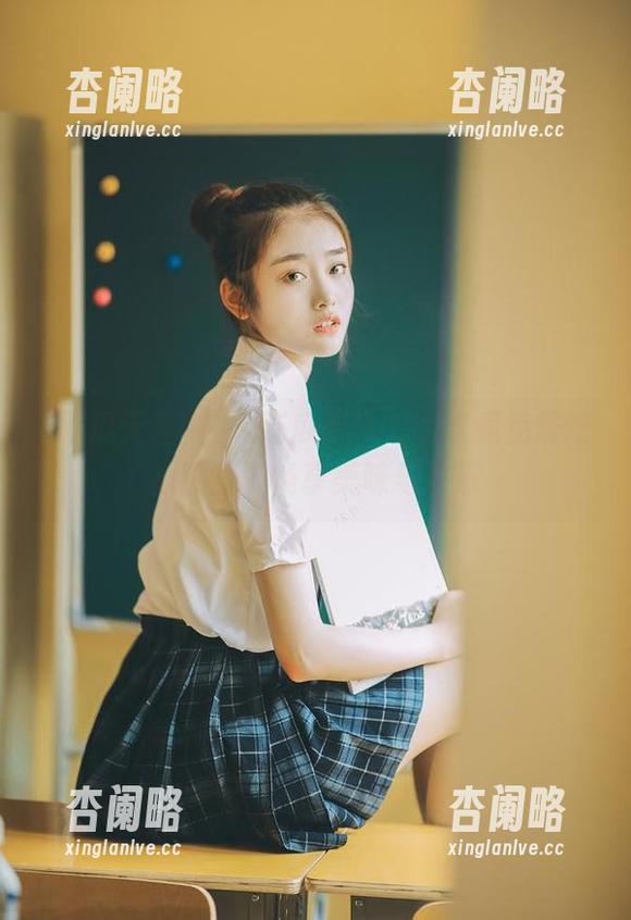 在“吃瓜天堂”上收藏免费吃瓜热点，畅享美味与快乐