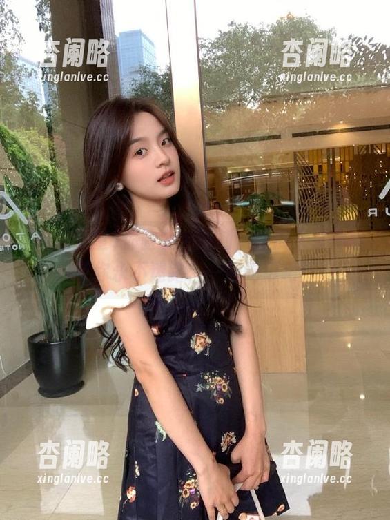 体验金色时刻，吃瓜天堂视频带你永不迷路，一起吃瓜吧！