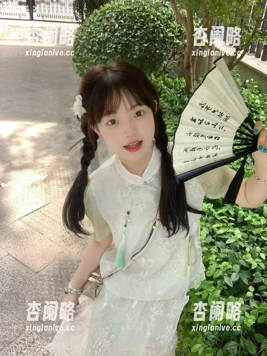 吃瓜头条为你精选最热吃瓜资源，揭秘娱乐圈内幕