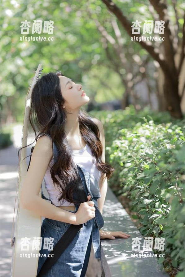 在线吃瓜网揭露黑料，爆料蘑菇的秘密资源，少女们不要错过哦！