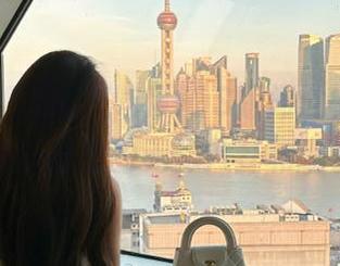 国产吃瓜iOS版问世，带你探索娱乐圈里的无尽八卦和趣事！