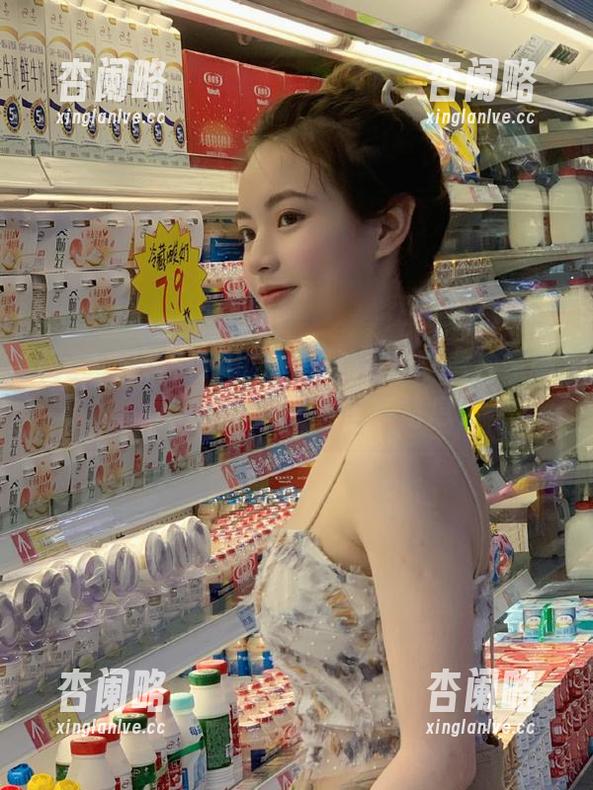 使用网曝黑料网站观看独家新闻，畅享第一手黑料信息