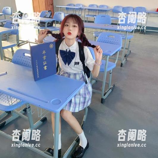 想要永不迷路？那就跟着“黑料24h”网页，一起揭秘最新黑料吧！