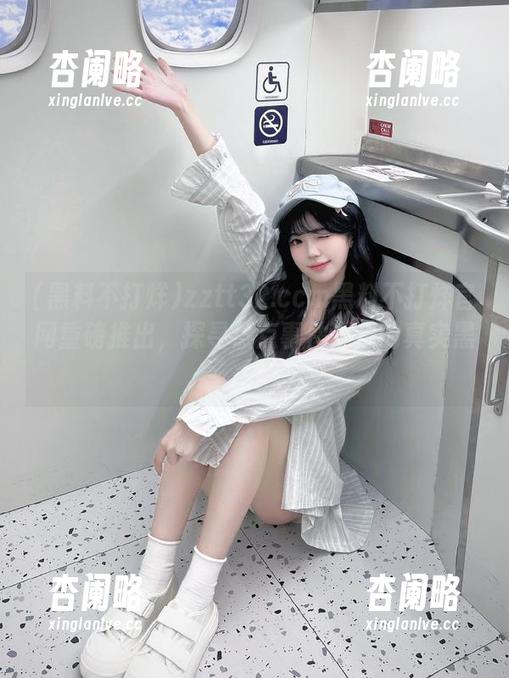 zztt32.ccm黑料不打烊官网重磅推出，探寻热点事件背后的真实黑料！