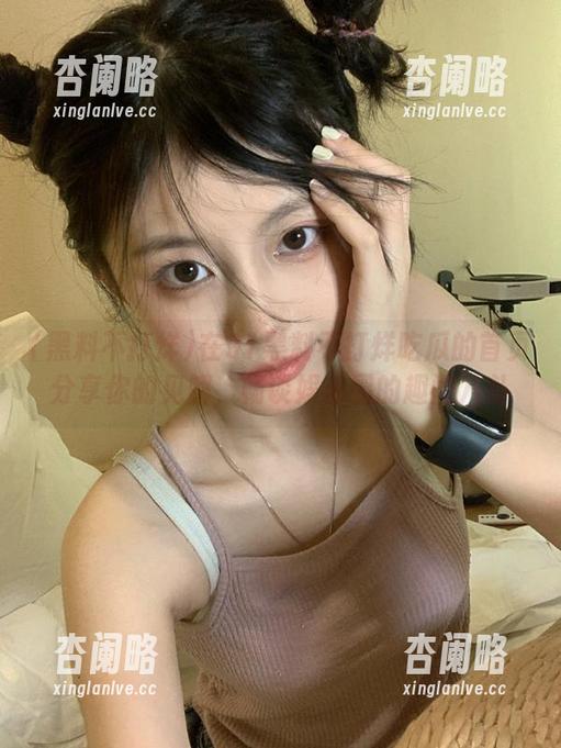 在91黑料不打烊吃瓜的首页分享你的见解，畅谈娱乐圈的趣闻八卦