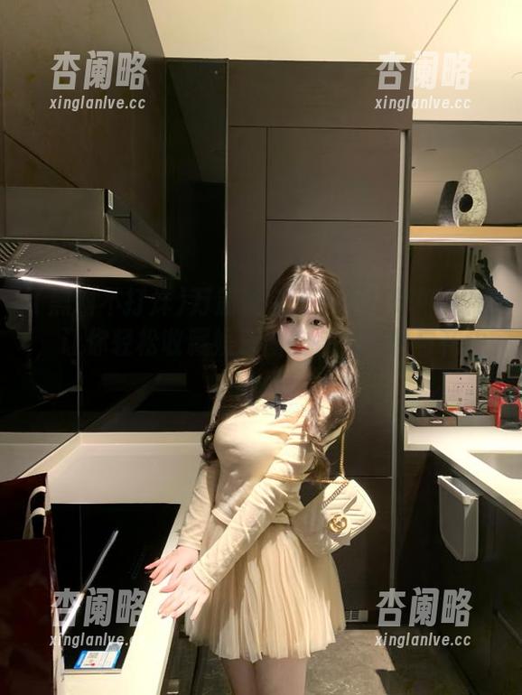 万篇长征黑料不打烊虾库网，让你轻松收藏娱乐圈的各类黑料与花边新闻