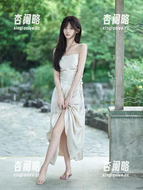 “tttzzz黑料不打烊so导航”指引你畅游娱乐世界，挖掘深藏的真相与内幕！