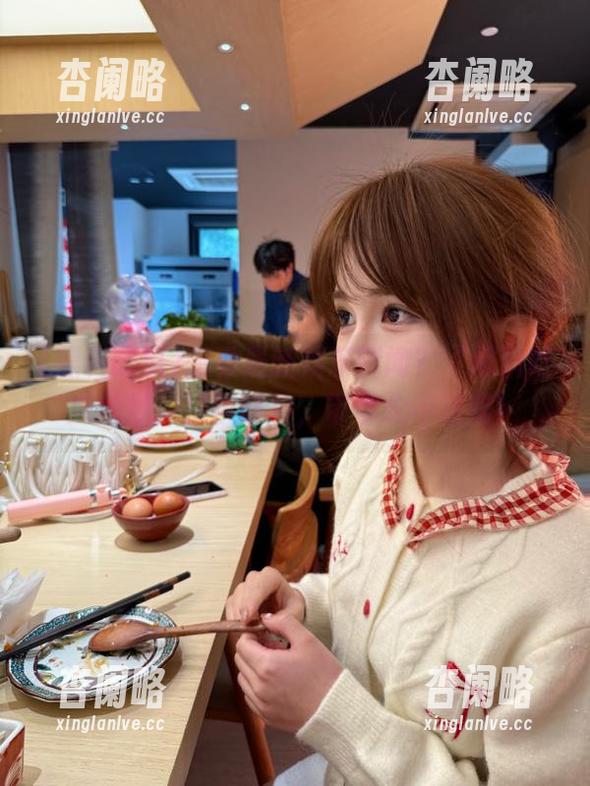 想看最新娱乐新闻？“黑料吃瓜网址”提供链接，带你永不迷路！