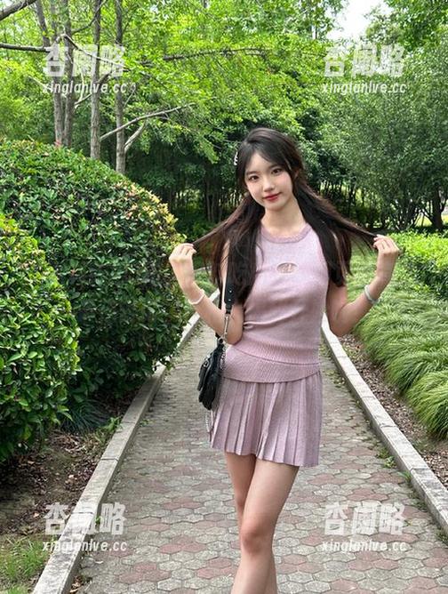 进入黑料吃瓜在线网页，直达最热讨论，真相大揭秘开始啦！