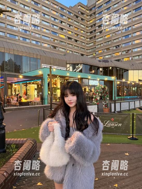 黑料正能量app，助力你的社交生活，让烦恼永不迷路，幸福常伴！