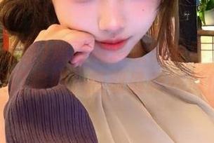 观看黑料正能量群二维码中的热门视频，获取最新吃瓜信息