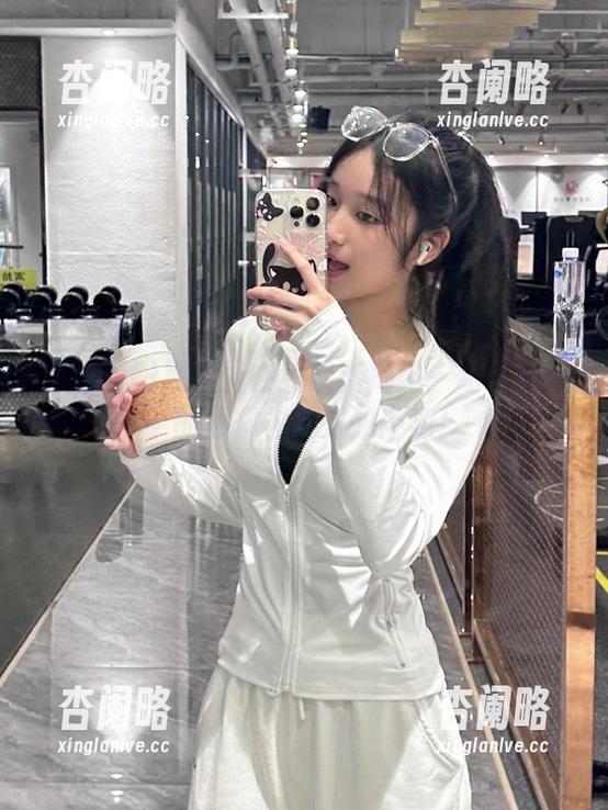 黑料社在线最新揭露：动漫游戏中的黑料你绝对想不到！