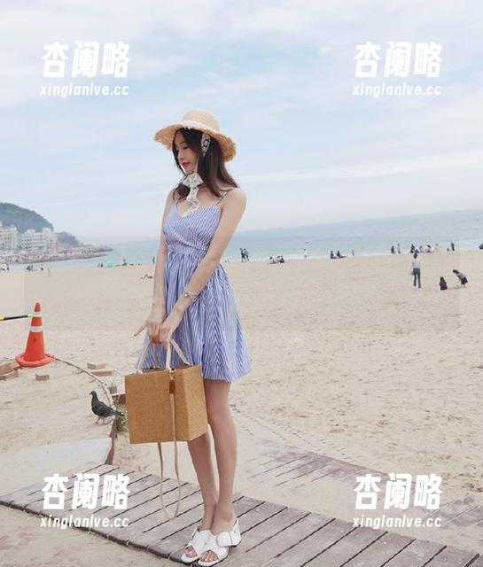 在黑料社官网上下载，随时随地查看最新吃瓜动态！