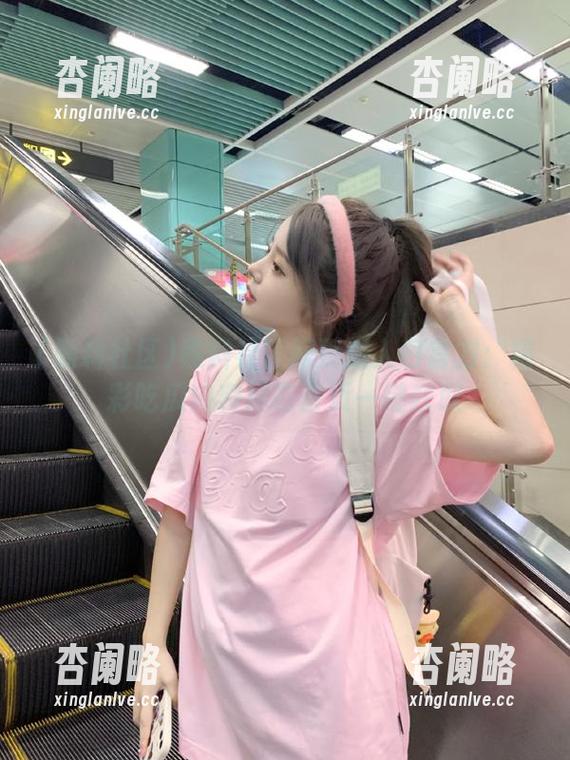 黑料社区网页版入口官方：精彩吃瓜内容尽在首页一键获取