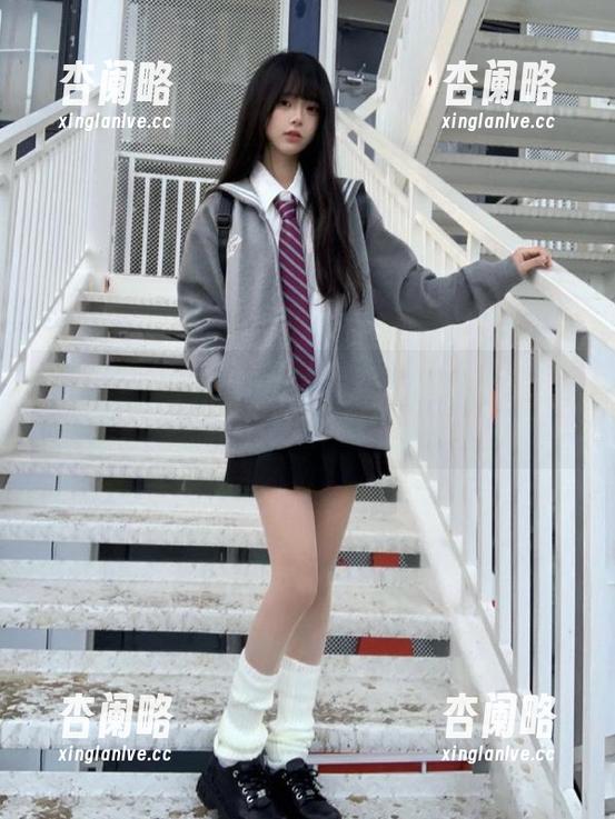 发布黑脸不打烊精彩事件，分享热辣吃瓜故事！
