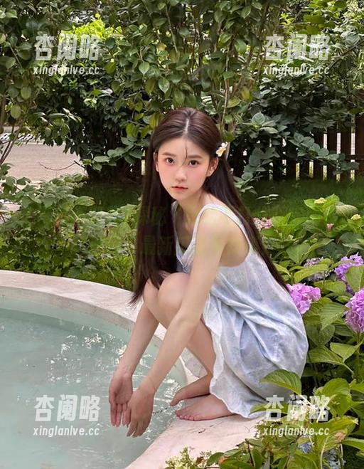 探秘“黑脸不打烊”官网传送门，最新瓜讯早知道！